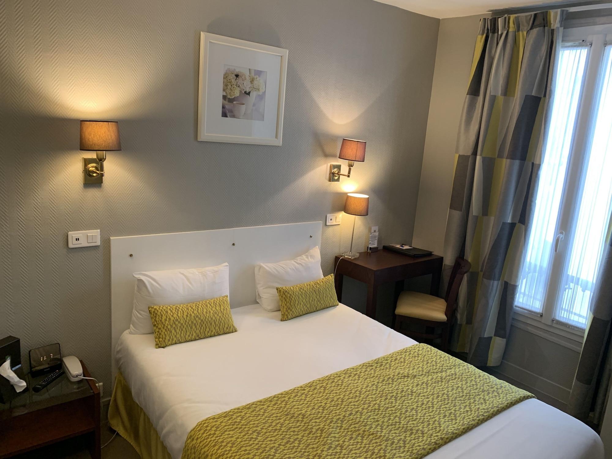 Hotel Ibis Styles Paris Montmartre Batignolles Esterno foto