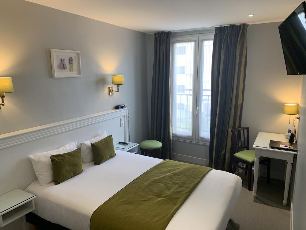 Hotel Ibis Styles Paris Montmartre Batignolles Esterno foto