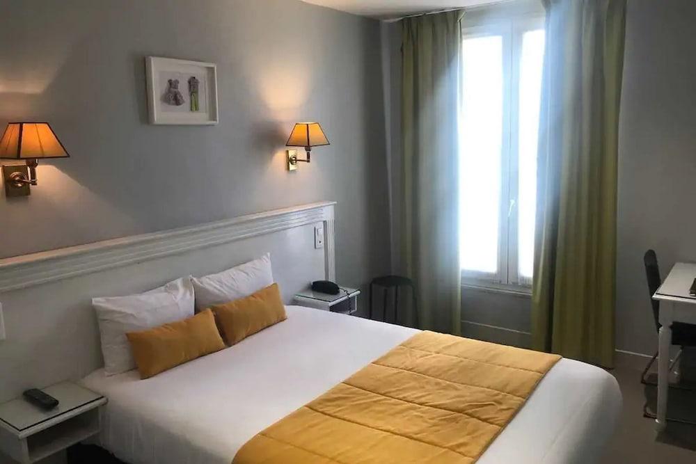 Hotel Ibis Styles Paris Montmartre Batignolles Esterno foto