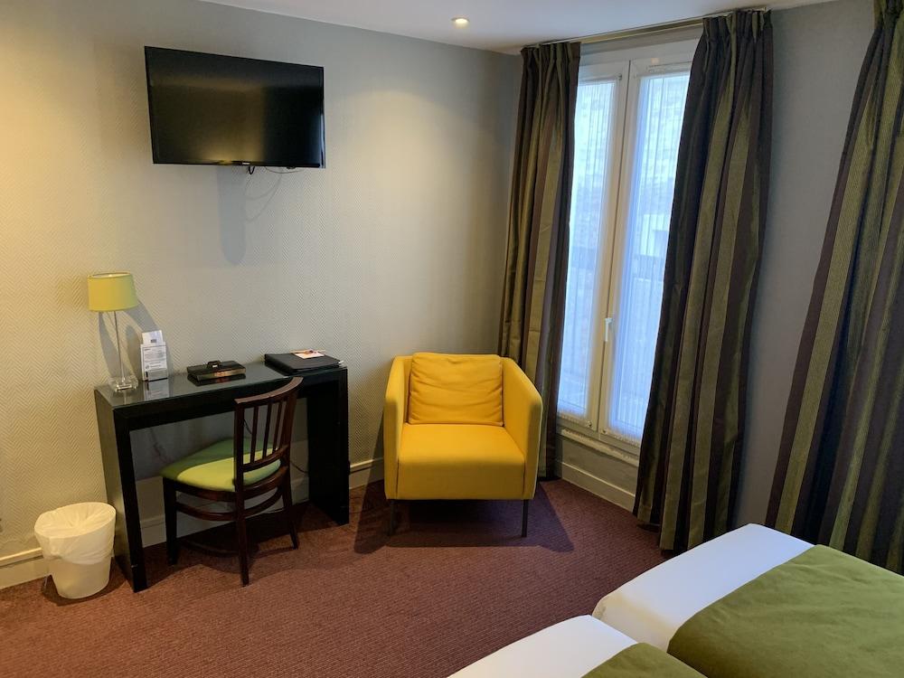 Hotel Ibis Styles Paris Montmartre Batignolles Esterno foto