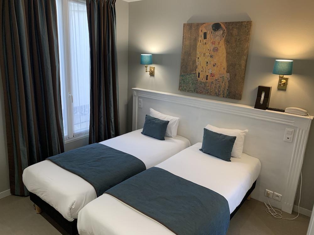 Hotel Ibis Styles Paris Montmartre Batignolles Esterno foto