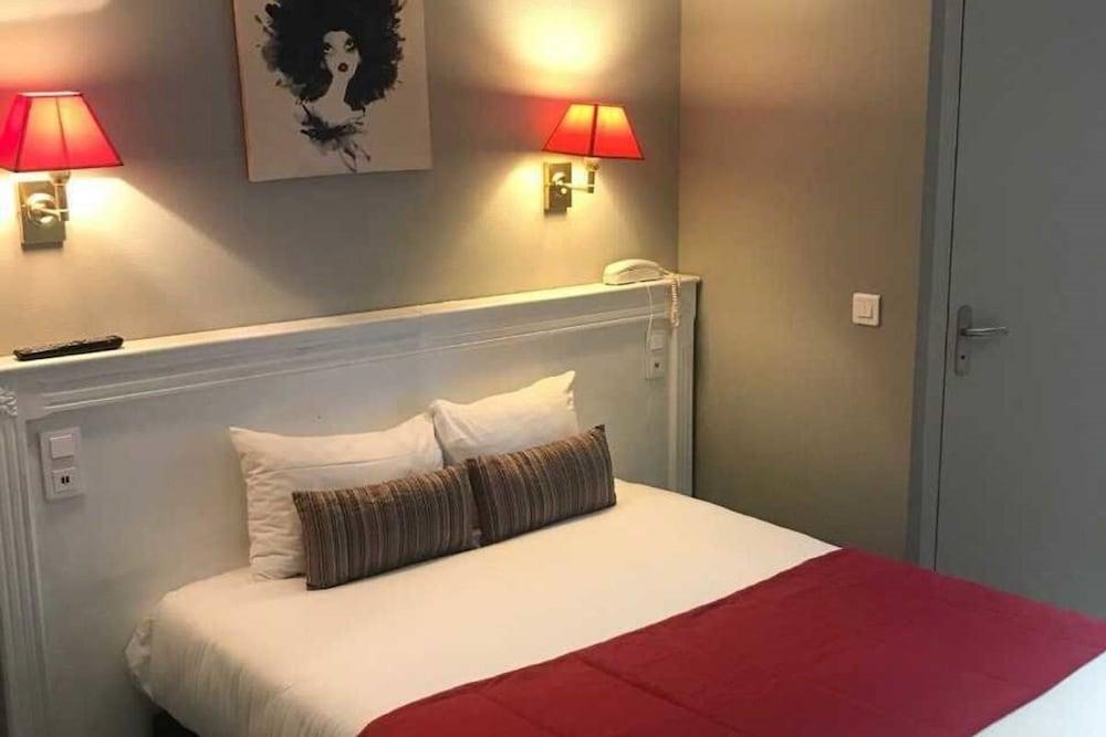 Hotel Ibis Styles Paris Montmartre Batignolles Esterno foto