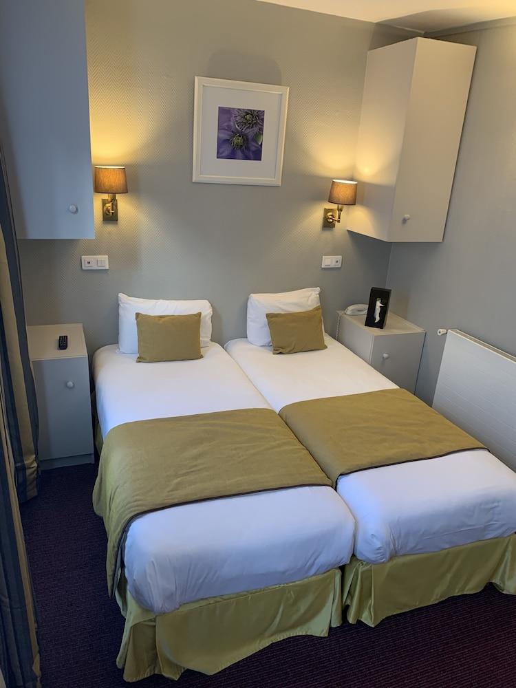 Hotel Ibis Styles Paris Montmartre Batignolles Esterno foto