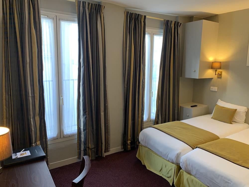 Hotel Ibis Styles Paris Montmartre Batignolles Esterno foto